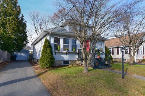 271 Atlantic Ave, Warwick, RI 02888 photo 4