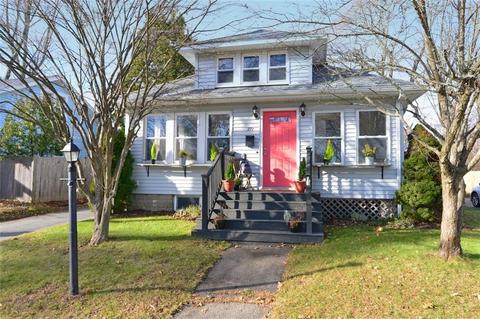 271 Atlantic Ave, Warwick, RI 02888 photo 2