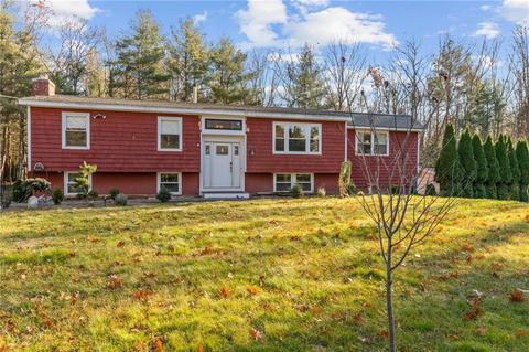 135 Pray Hill Rd, Glocester, RI 02814 photo 1