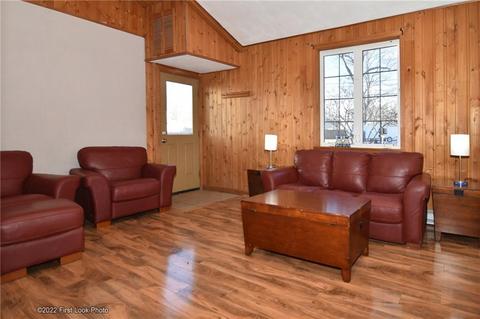 29 Rand St, Warwick, RI 02889 photo 3
