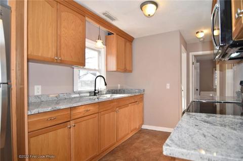 29 Rand St, Warwick, RI 02889 photo 7