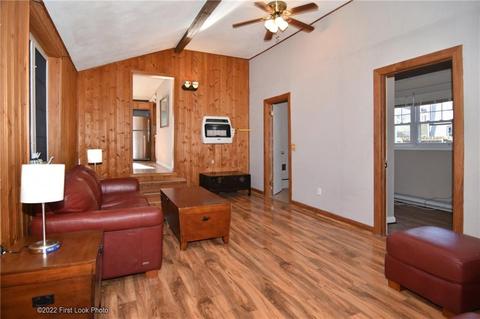 29 Rand St, Warwick, RI 02889 photo 4