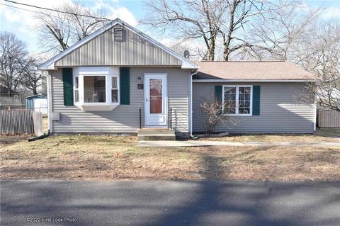 29 Rand St, Warwick, RI 02889 photo 1