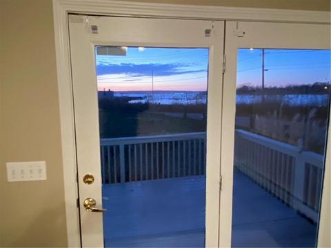 330 Randall Ave, Warwick, RI 02889 photo 11