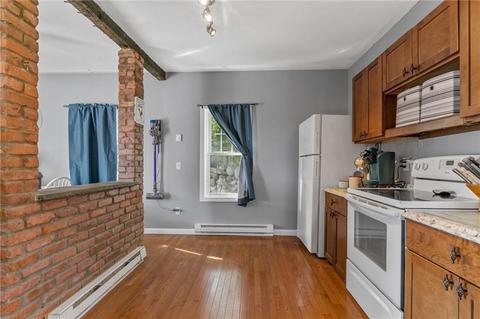 84 Bates Ave, Coventry, RI 02816 photo 5