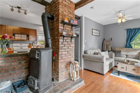 84 Bates Ave, Coventry, RI 02816 photo 6