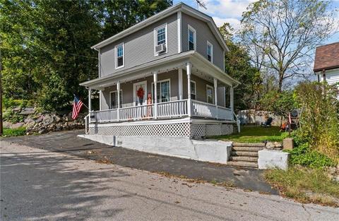 84 Bates Ave, Coventry, RI 02816 photo 1