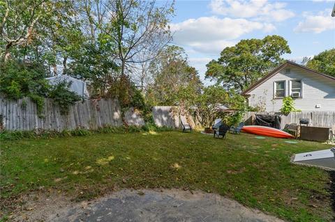 84 Bates Ave, Coventry, RI 02816 photo 25