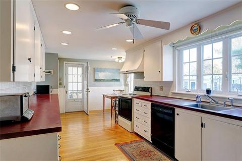 412 Spring Green Rd, Warwick, RI 02888 photo 9