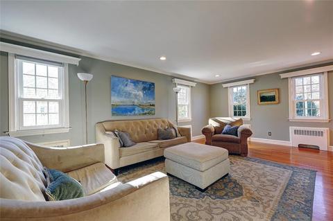 412 Spring Green Rd, Warwick, RI 02888 photo 4