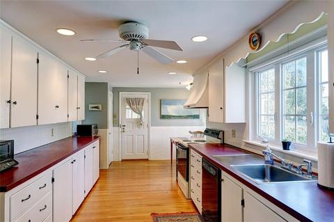 412 Spring Green Rd, Warwick, RI 02888 photo 15