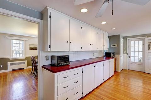 412 Spring Green Rd, Warwick, RI 02888 photo 13