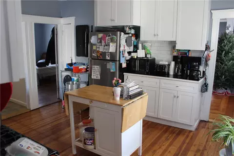556 Elm St, Woonsocket, RI 02895 photo 18