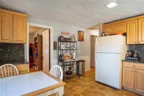 55 Marshall Ave, Warwick, RI 02886 photo 6
