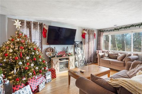 55 Marshall Ave, Warwick, RI 02886 photo 4