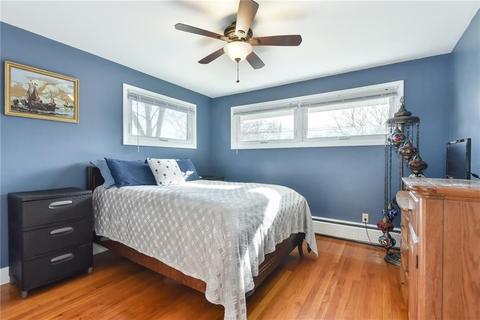 75 Flagg Ave, Warwick, RI 02886 photo 10