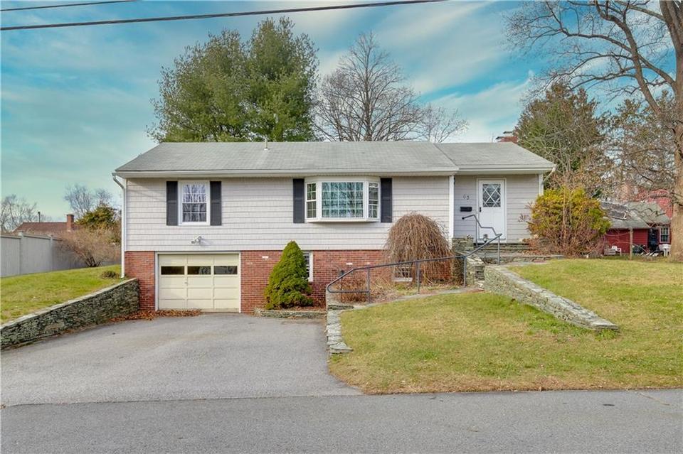 63 Virginia Ave, East Greenwich, RI 02818 30 Photos MLS 1300226