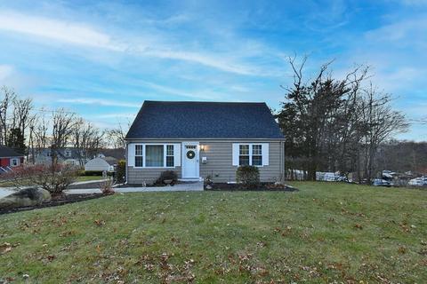 149 Pilgrim Ave, Coventry, RI 02816 photo 2