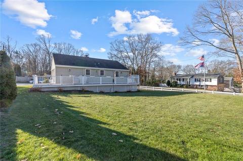 7 Pine Ln, Warren, RI 02885 photo 4
