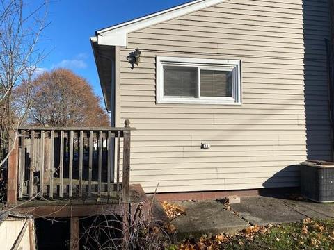 189 Annette Ave, Woonsocket, RI 02895 photo 4
