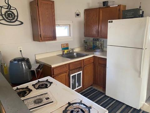 122 Uncas St, Warwick, RI 02889 photo 15