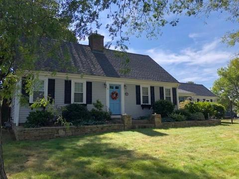 85 Grassy Plain Rd, East Providence, RI 02915 photo 1