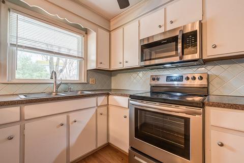 85 Victory Blvd, Woonsocket, RI 02895 photo 5