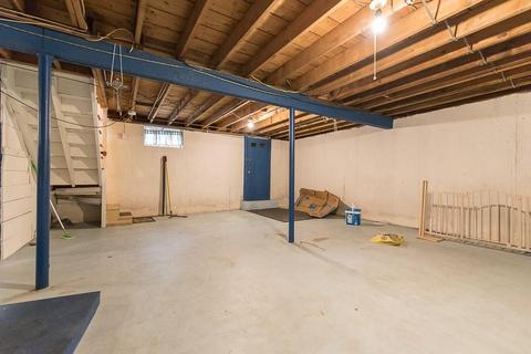 85 Victory Blvd, Woonsocket, RI 02895 photo 18