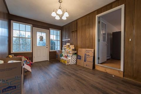 85 Victory Blvd, Woonsocket, RI 02895 photo 17