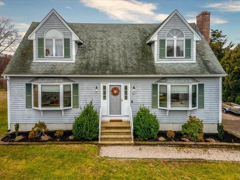 10 Juniper Ave, Westerly, RI 02891 photo 4