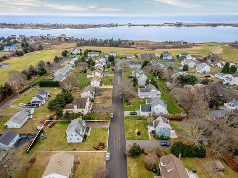 10 Juniper Ave, Westerly, RI 02891 photo 2