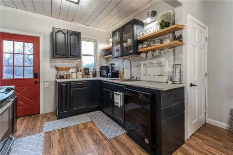 311 Front St, Woonsocket, RI 02895 photo 6