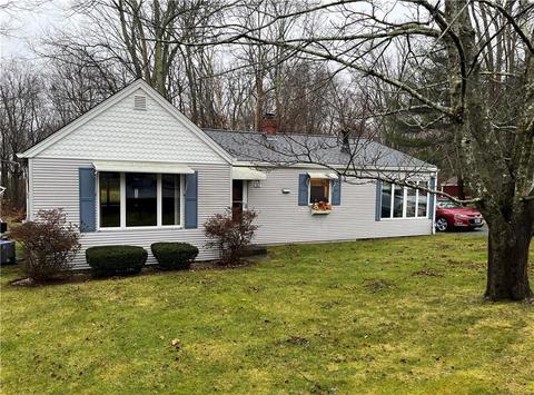 196 Saw Mill Rd, Glocester, RI 02814 photo 3