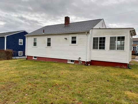 75 Obadiah Ave, Warwick, RI 02889 photo 3