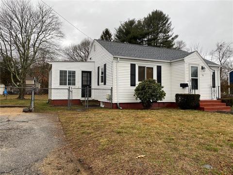 75 Obadiah Ave, Warwick, RI 02889 photo 1