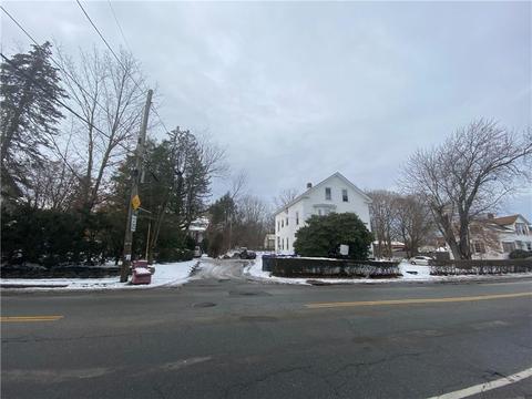 338 Killingly St, Providence, RI 02909 photo 1