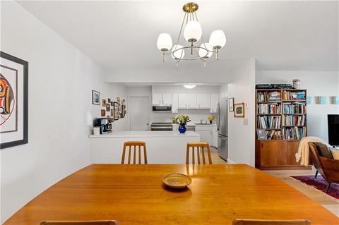 281 Chatham Cir, Warwick, RI 02886 photo 8