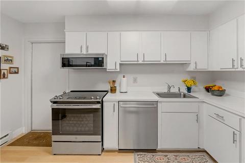 281 Chatham Cir, Warwick, RI 02886 photo 10
