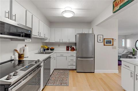 281 Chatham Cir, Warwick, RI 02886 photo 13
