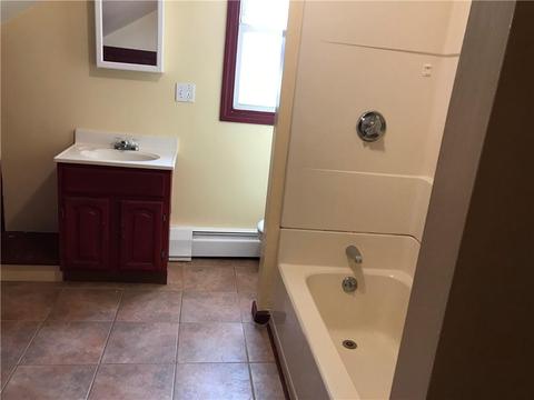 283 Knight St, Warwick, RI 02886 photo 8