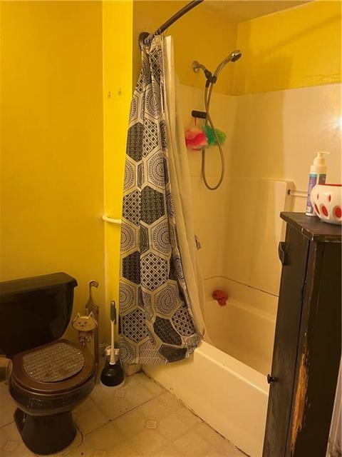 60 Lincoln St, Woonsocket, RI 02895 photo 9
