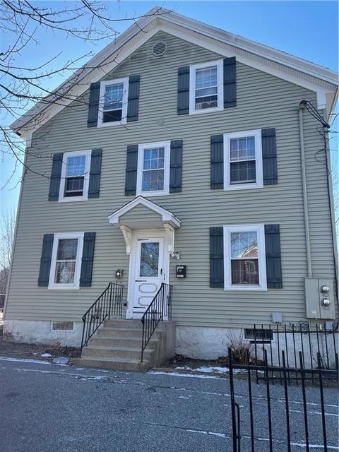 60 Lincoln St, Woonsocket, RI 02895 photo 2