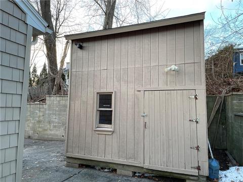 41 Anthony St, Warwick, RI 02886 photo 5