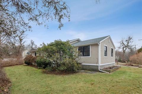 2 Simms St, Westerly, RI 02891 photo 5