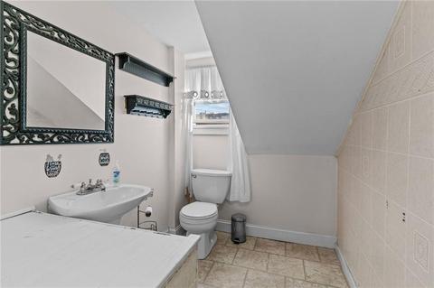 80 Reed St, Warwick, RI 02886 photo 11
