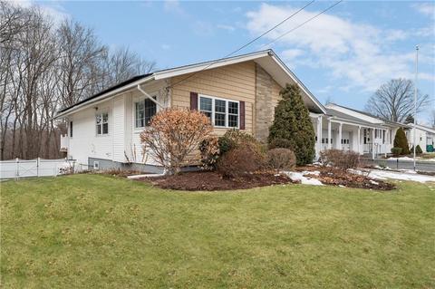 57 St Louis Ave, Woonsocket, RI 02895 photo 41