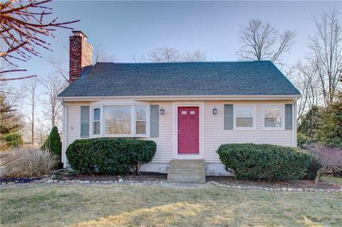 33 Ridgeway Dr, Warren, RI 02885 photo 2