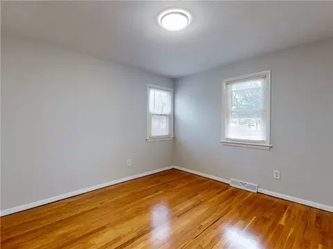 16 Lloyd Dr, Coventry, RI 02816 photo 9