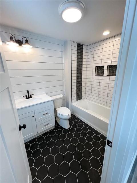 94 Spring Grove Rd, Glocester, RI 02814 photo 15