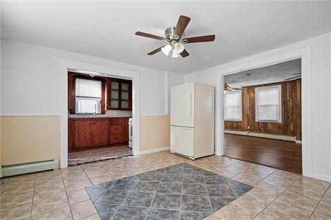81 E Main St, West Warwick, RI 02893 photo 5